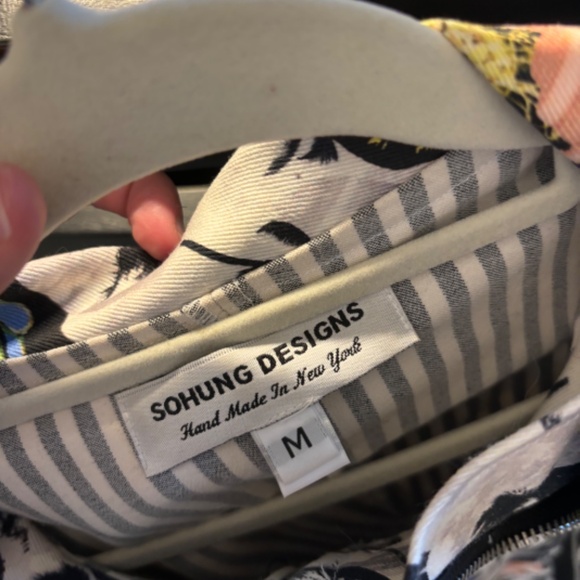 Modern Sohung Designs Jacket - Picture 3 of 5